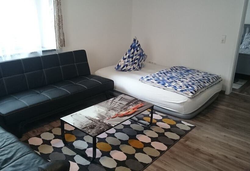 Ferienwohnung Scharenstetterstraße