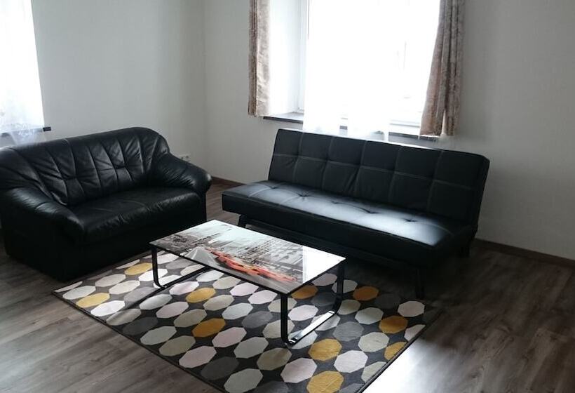 Ferienwohnung Scharenstetterstraße