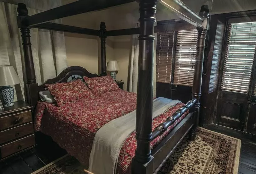 Hartley Historic Cottages