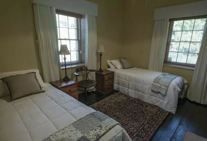 Hartley Historic Cottages