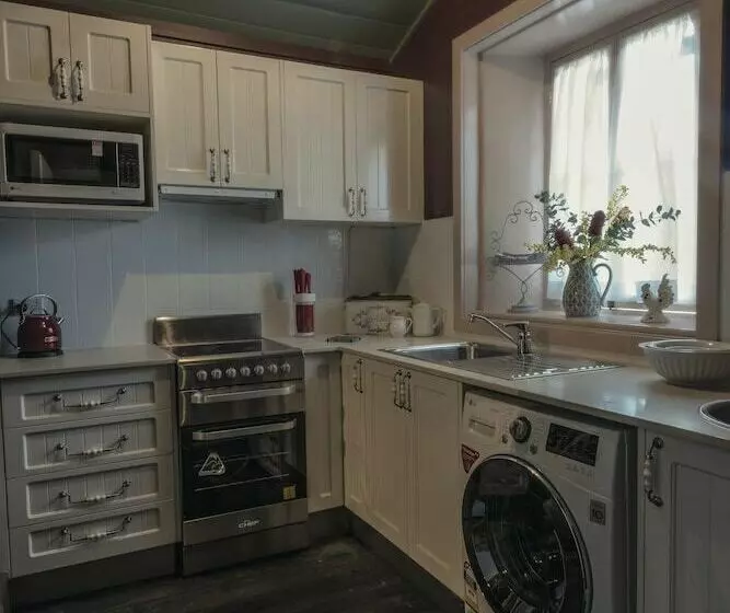 Hartley Historic Cottages