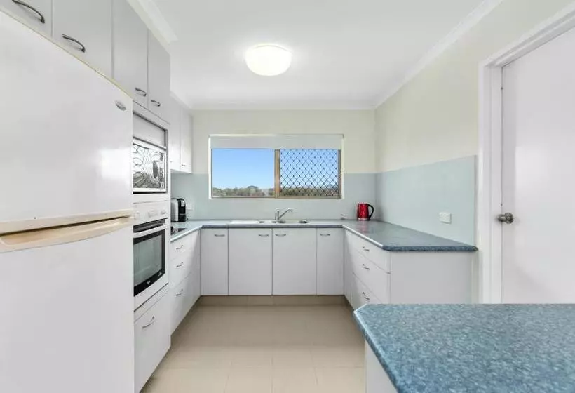 Surfside Apartment 11 By Kingscliff Accommodation