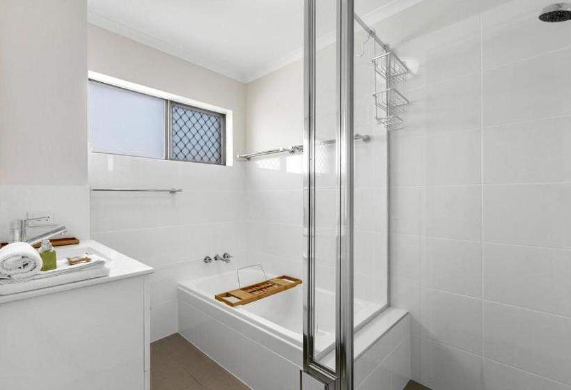 Surfside Apartment 11 By Kingscliff Accommodation