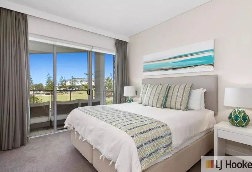 Wave Culture 1204 Beach Bliss   Apartment With Complex Pool & Spa