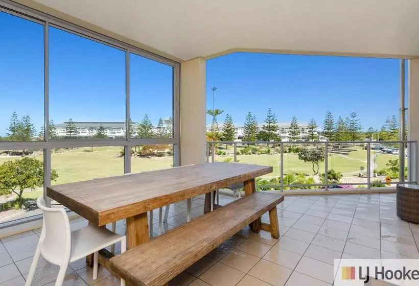 Wave Culture 1204 Beach Bliss   Apartment With Complex Pool & Spa