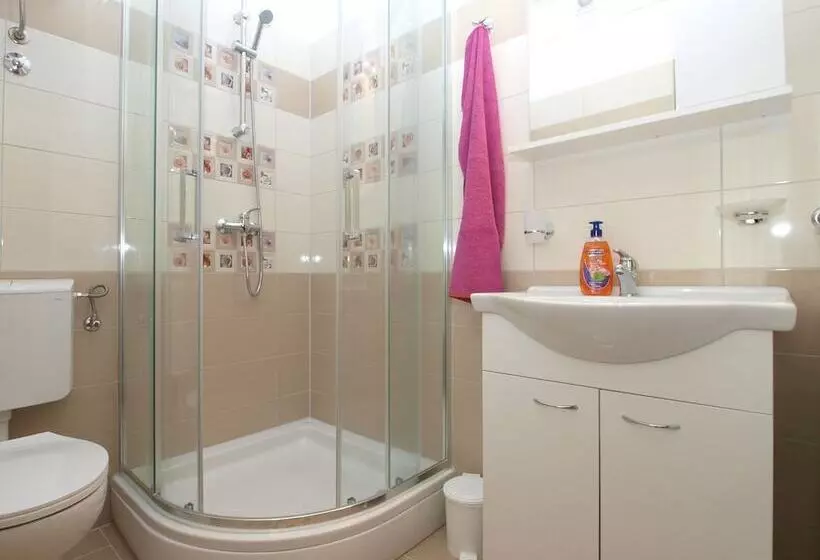 Apartments Blazenka 1270