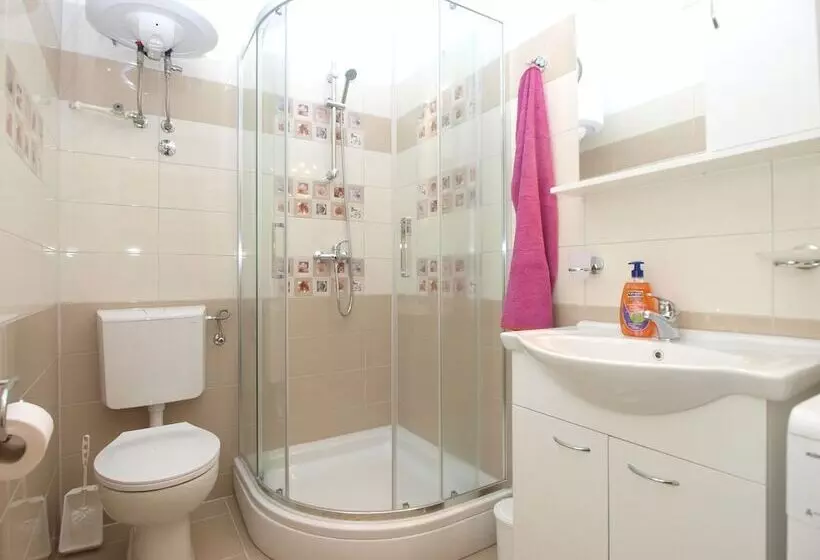 Apartments Blazenka 1270