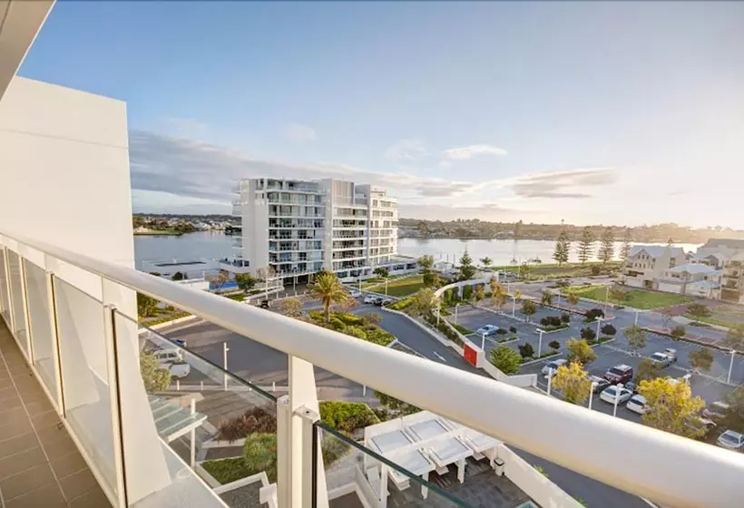 Bayview 701