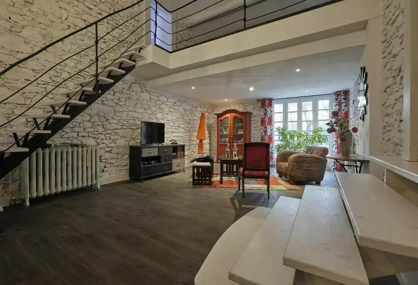 Aamiaismajoitus (B&B) Chambres D Hôtes Le Moulin D ô