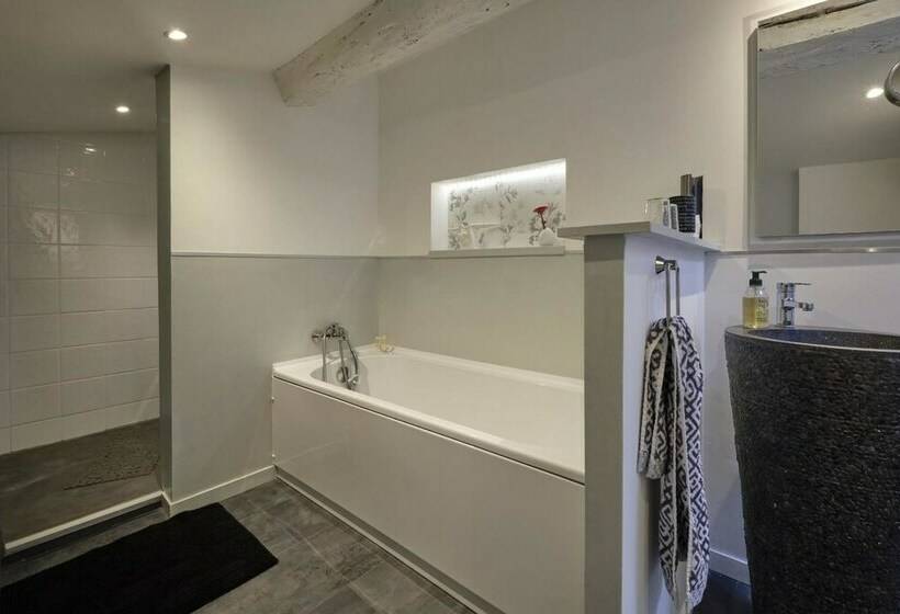 مبيت وإفطار Chambres D Hôtes Le Moulin D ô