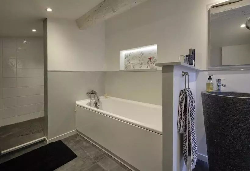 Aamiaismajoitus (B&B) Chambres D Hôtes Le Moulin D ô