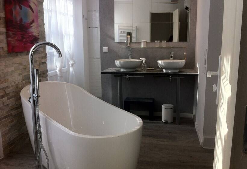 مبيت وإفطار Chambres D Hôtes Le Moulin D ô