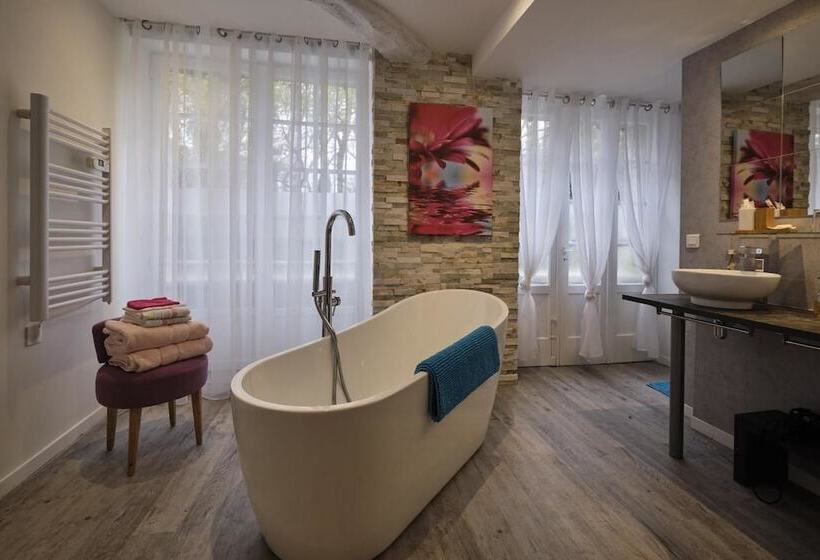 مبيت وإفطار Chambres D Hôtes Le Moulin D ô