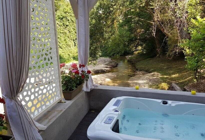 مبيت وإفطار Chambres D Hôtes Le Moulin D ô