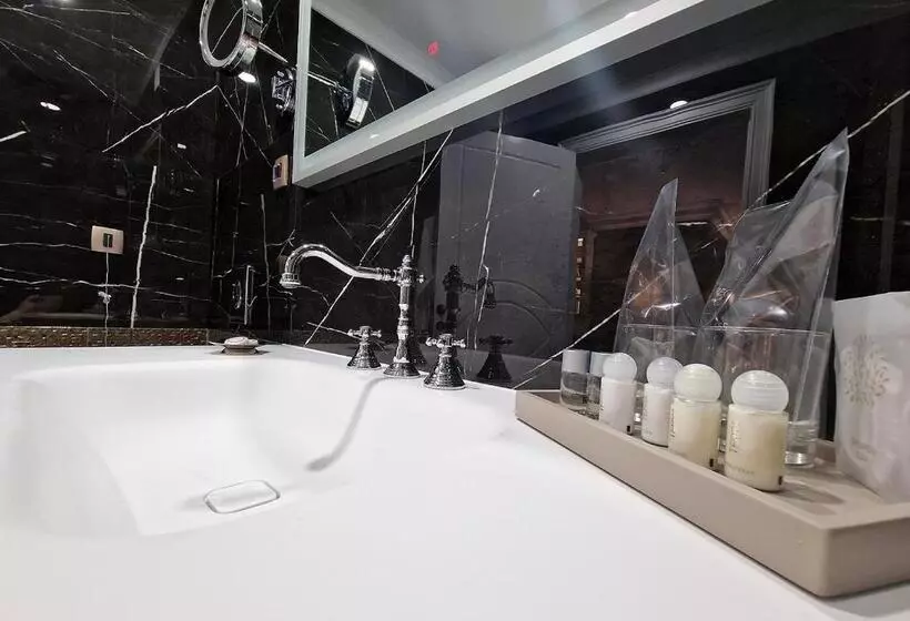 Boutique Hotel Bora & Villas Garamm