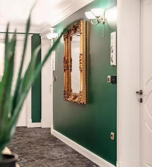 Boutique Hotel Bora & Villas Garamm