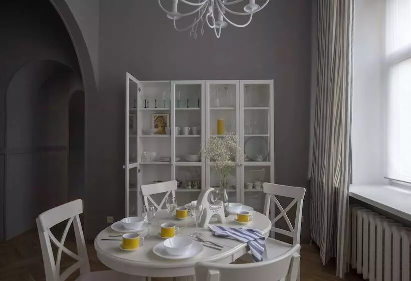 Hotelli City Of Rivers Near Palace Square