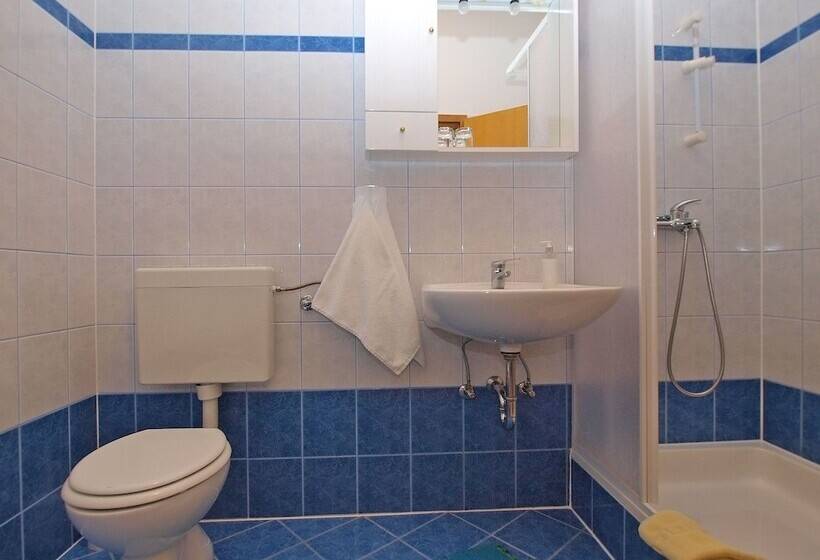 هتل Rooms Ivica 1452