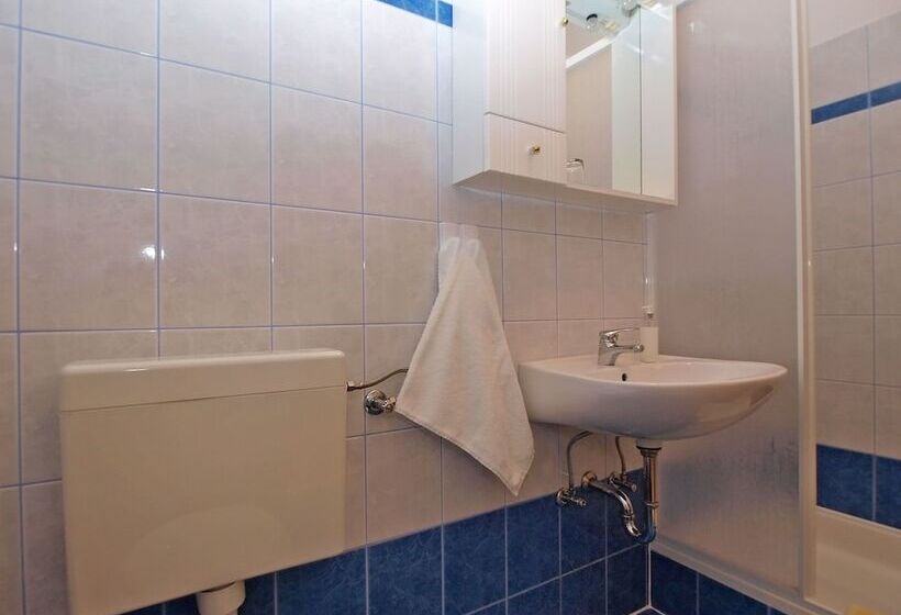 هتل Rooms Ivica 1452