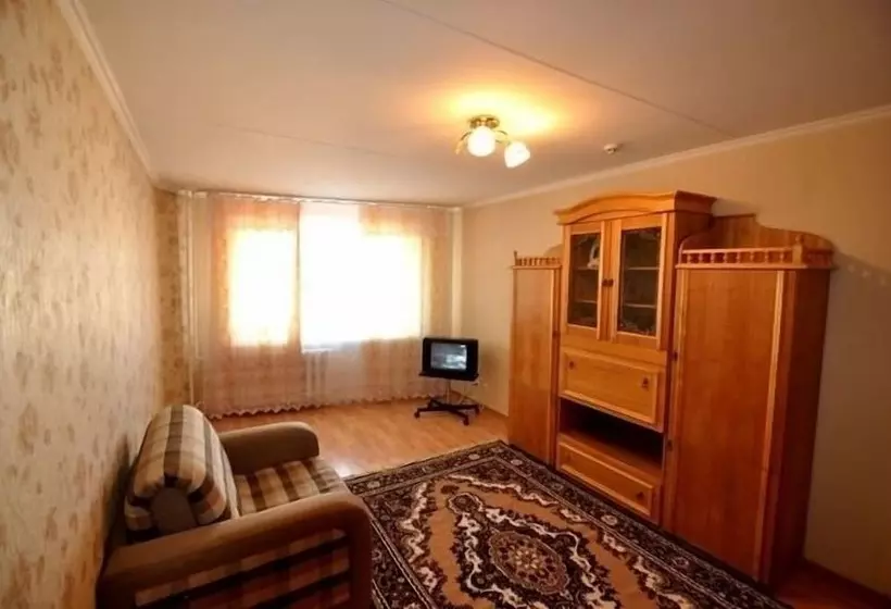 Apartments Courtyard Seating