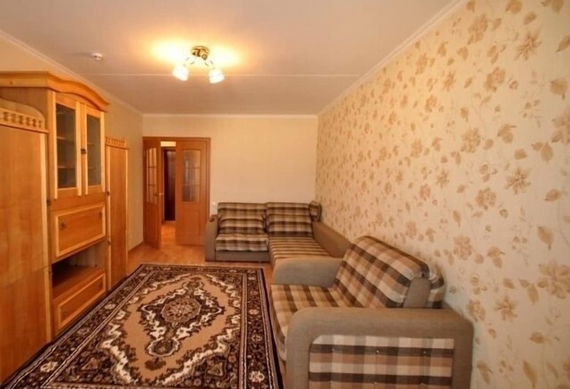 Apartments Courtyard Seating