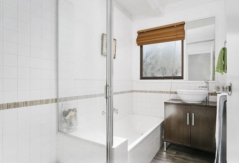 Beach Break On Hardy