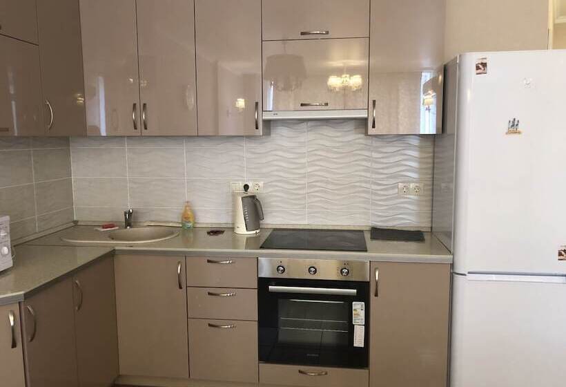 Clever House Apartments