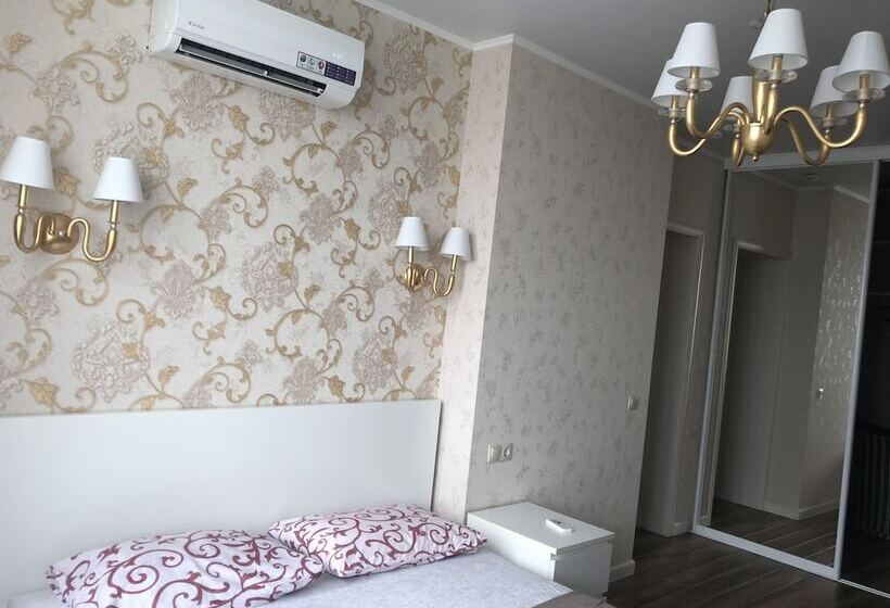 Clever House Apartments