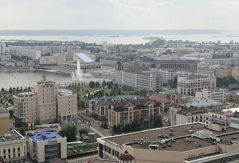 Clever House Apartments