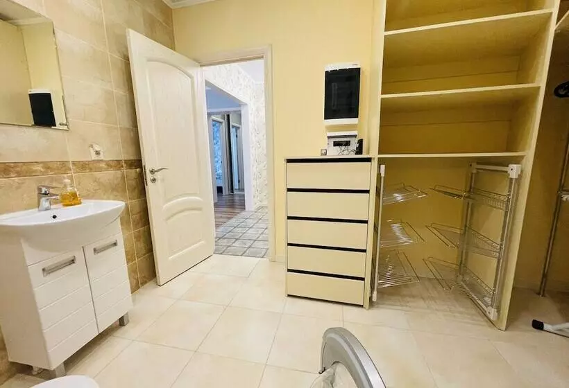 Clever House Apartments