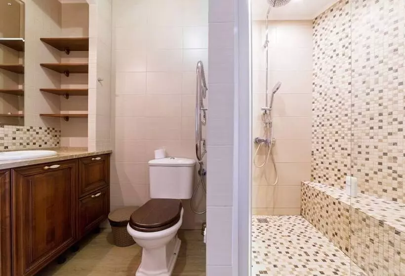 Clever House Apartments