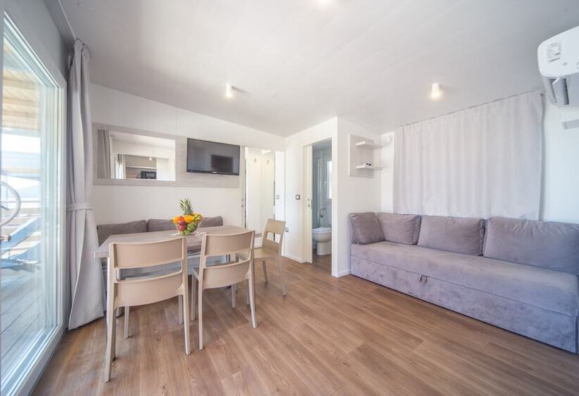 Hotel Mediteran Kamp Mobile Homes In Camping Ljutic