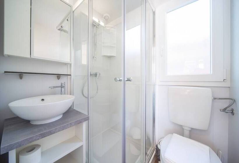 Hotel Mediteran Kamp Mobile Homes In Camping Ljutic