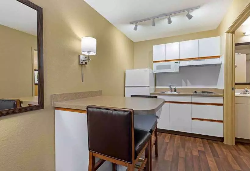 Extended Stay America Suites Washington, D.c. Falls Church Merrifield