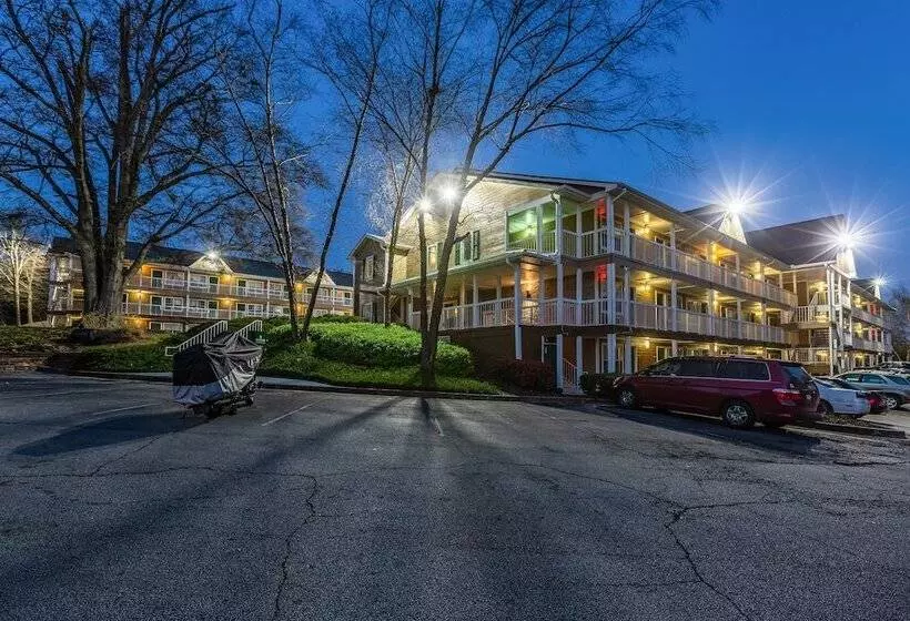 Hometowne Studios By Red Roof Atlanta Ne Downtown Norcross