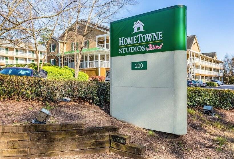 Hometowne Studios By Red Roof Atlanta Ne Downtown Norcross
