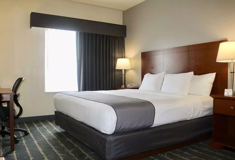 فندق Best Western Fostoria Inn & Suites