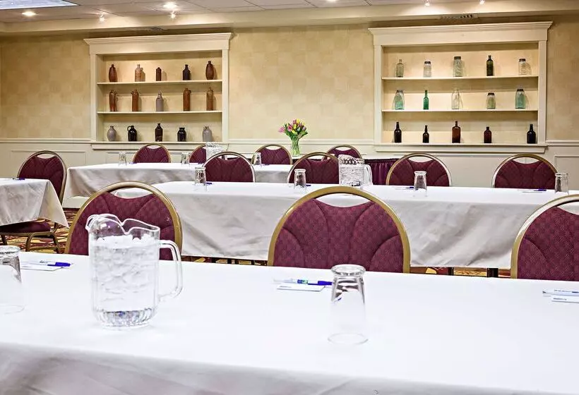 בית מלון כפרי Best Western Springfield