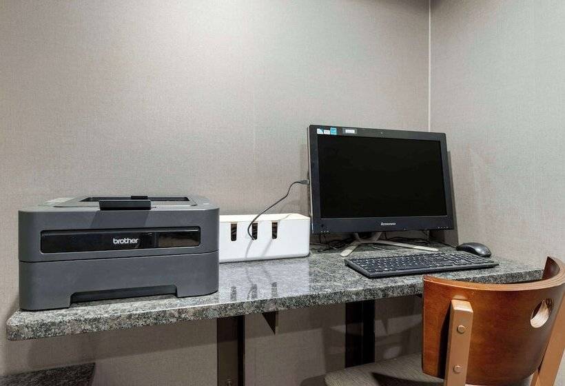 בית מלון כפרי Best Western University Inn At Valparaiso