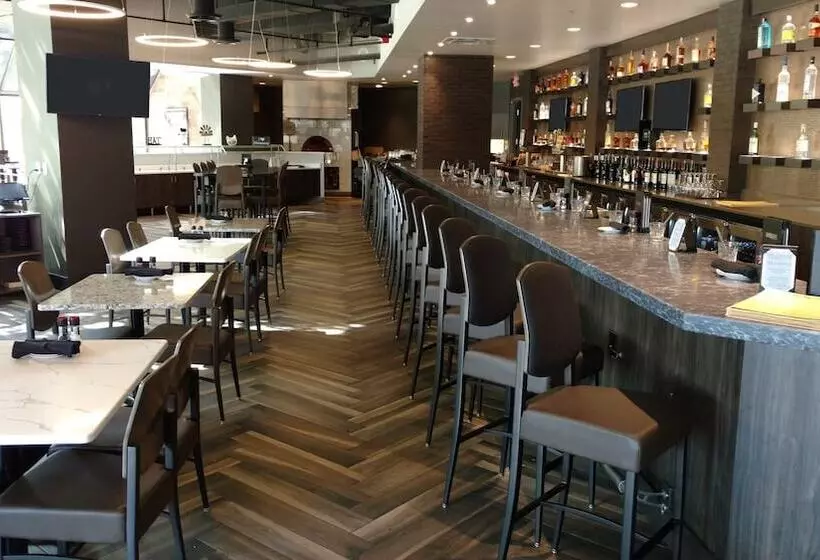 Отель Crowne Plaza Suites Msp Airport   Mall Of America, An Ihg