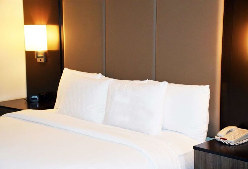 Doubletree By Hilton Hotel Montgomery Downtown