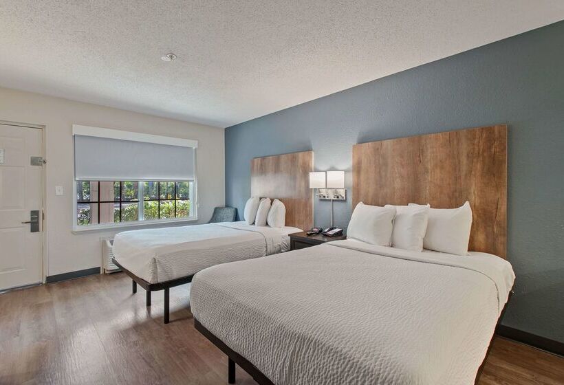 هتل Extended Stay America Suites Miami Airport Blue Lagoon