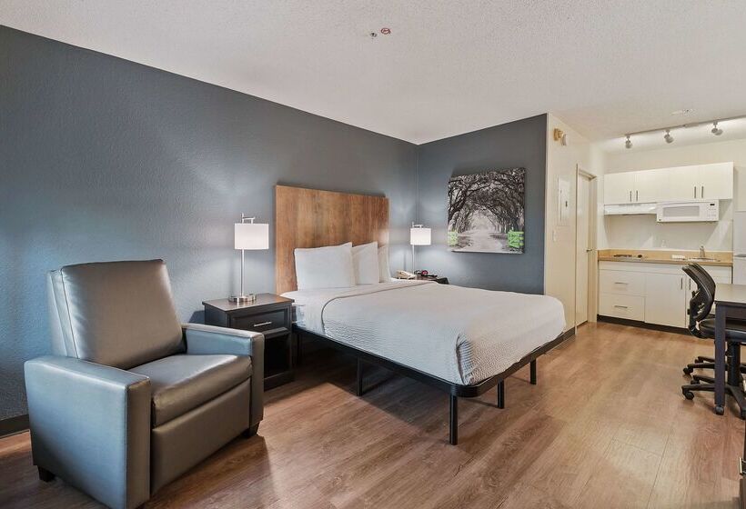 هتل Extended Stay America Suites Miami Airport Blue Lagoon