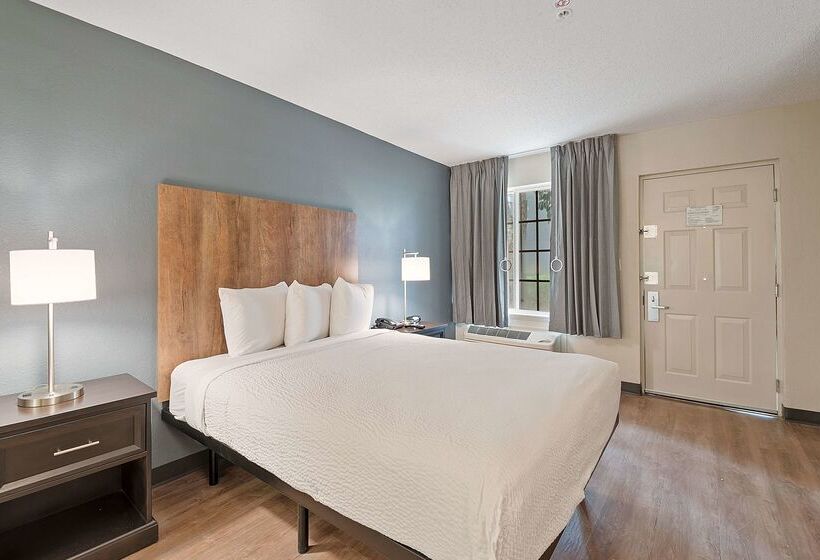 هتل Extended Stay America Suites Miami Airport Blue Lagoon