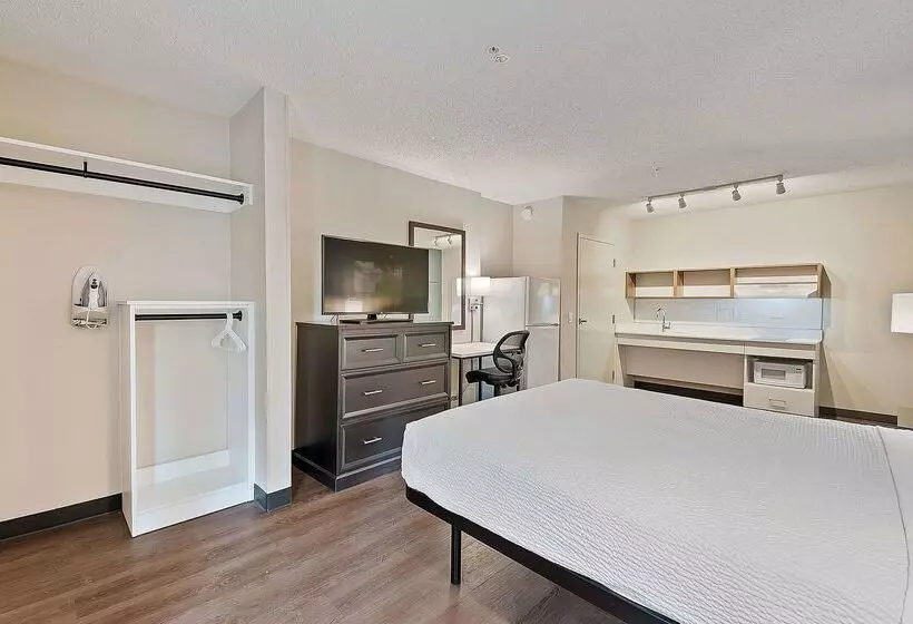 酒店 Extended Stay America Suites  Miami  Airport  Blue Lagoon