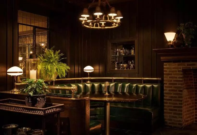 هتل Graduate By Hilton Evanston