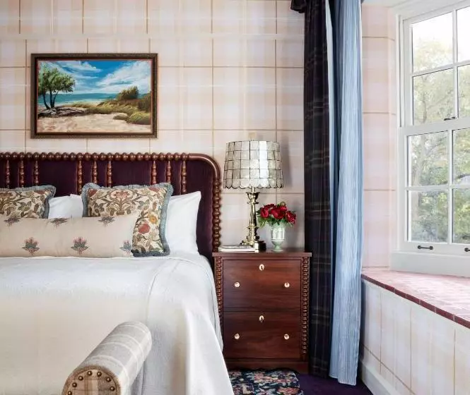 هتل Graduate By Hilton Evanston