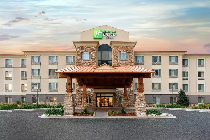 هتل Holiday Inn Express & Suites Denver Airport, An Ihg