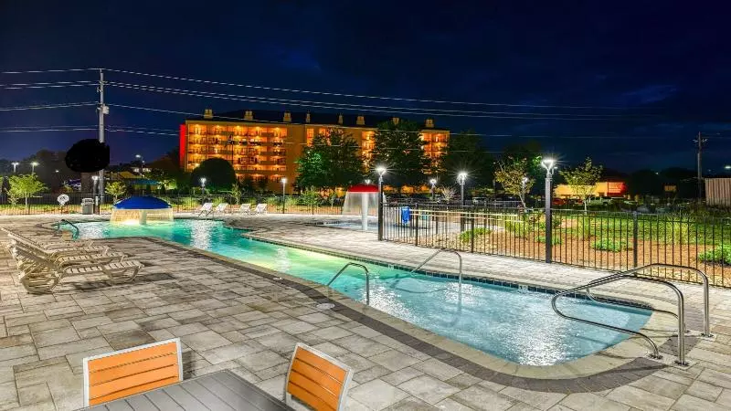 Holiday Inn Express Hotel & Suites Pigeon Forge, An Ihg