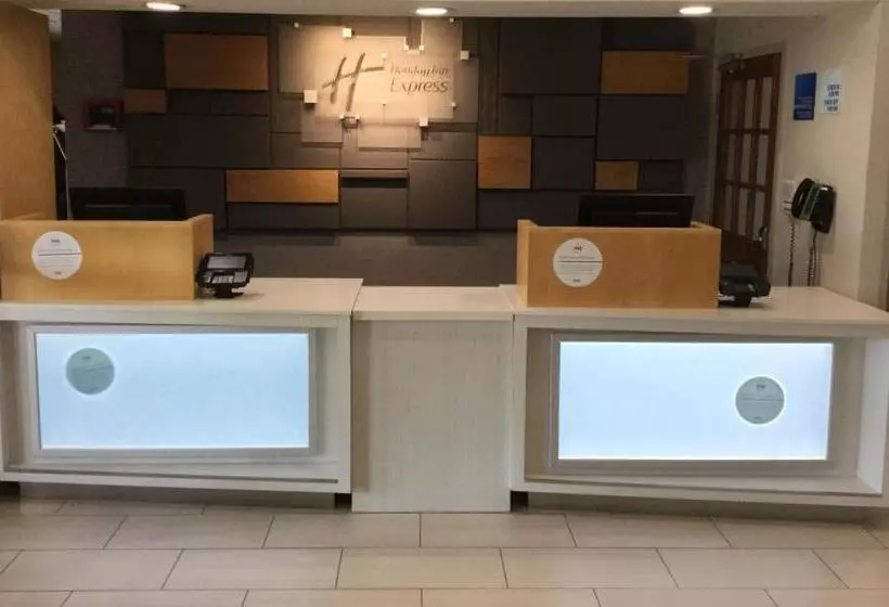 בית מלון כפרי Holiday Inn Express Easton, An Ihg